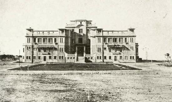 bokor-palace1